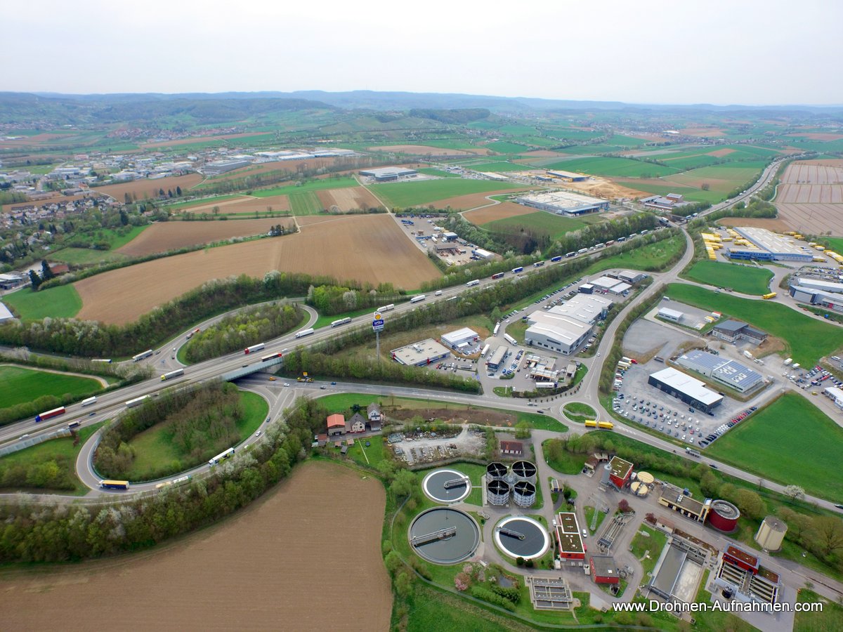 Luftbilder und Luftaufnahmen von Würth in Öhringen